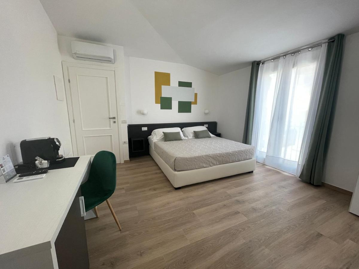 Admayora Guest House Villasimius Exterior foto